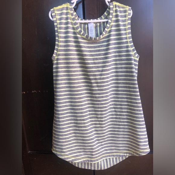 Ivivva Lululemon Athletica Girl’s Size 14 Striped Curved Hem Tank Top - Picture 8 of 9